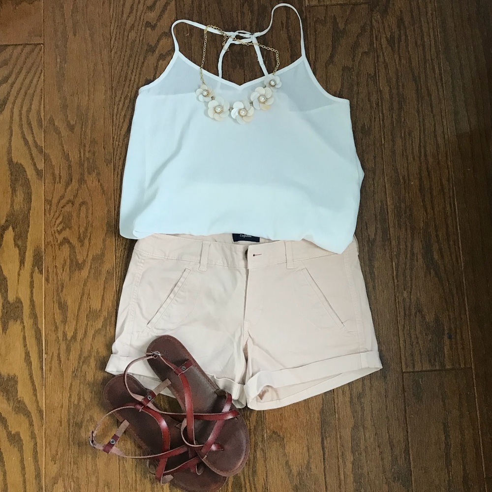 Cute light pink shorts